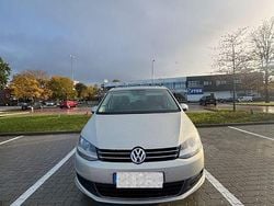 Silber Gebraucht 2011 VW Sharan Van / Kleinbus | 7.500 € (Fairer Preis)