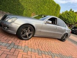 Grau Gebraucht 2007 Mercedes E320 Avantgarde Limousine | 3.699 € (Guter Preis)