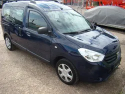 Blau Gebraucht 2016 Dacia Dokker Ambiance Van | 4.790 € (Superpreis)
