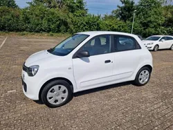 Weiß Gebraucht 2016 Renault Twingo Life Kleinwagen | 6.890 € (Fairer Preis)