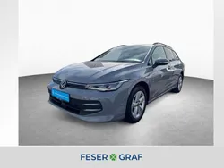 Mondsteingrau Gebraucht 2024 VW Golf VIII Life Kombi | 26.990 € (Fairer Preis)