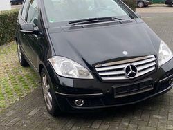 Schwarz Gebraucht 2010 Mercedes A180 Avantgarde Van / Kleinbus | 6.190 € (Fairer Preis)