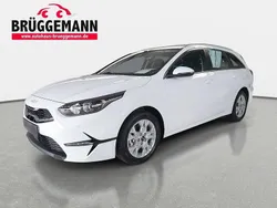 Weiß Neu 2025 Kia Ceed Sportswagon Kombi | 26.490 € (Fairer Preis)