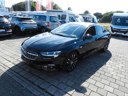 Schwarz Gebraucht 2021 Opel Insignia Ultimate Limousine | 23.900 € (Fairer Preis)