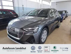 Daytonagrau perleffekt Gebraucht 2020 Audi e-tron Sportback S-Line SUV | 36.990 € (Fairer Preis)