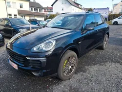 Schwarz Gebraucht 2017 Porsche Cayenne S E-Hybrid Platinum Edition SUV | 35.655 € (Superpreis)