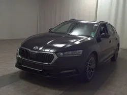 Schwarz Gebraucht 2022 Skoda Octavia Clever Kombi | 17.480 € (Superpreis)