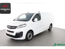Weiss Gebraucht 2021 Opel Vivaro Van | 24.879 € (Fairer Preis)