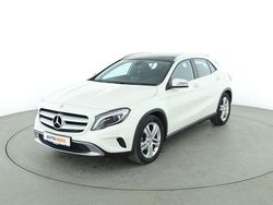 Weiß Gebraucht 2016 Mercedes GLA200 Urban SUV | 19.790 € (Fairer Preis)