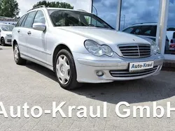 Metalliclack graphitgrau Gebraucht 2024 Mercedes E220 Avantgarde | 50.485 € (Superpreis)