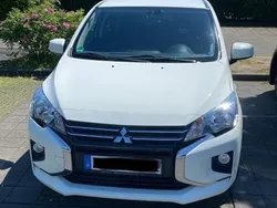 Weiß Gebraucht 2021 Mitsubishi Space Star Limousine | 5.900 € (Superpreis)