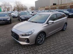 Beige Gebraucht 2018 Hyundai i30 Premium Kombi | 15.700 € (Fairer Preis)