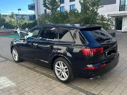 Schwarz Gebraucht 2016 Audi Q7 Comfort SUV | 36.000 € (Etwas zu teuer)