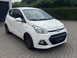 Weiß Gebraucht 2014 Hyundai i10 Kleinwagen | 2.650 € (Guter Preis)