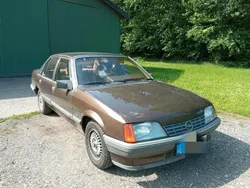 Braun Gebraucht 1983 Opel Rekord Limousine | 4.399 €