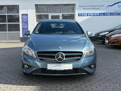 Blau Gebraucht 2013 Mercedes A180 Limousine | 12.490 € (Guter Preis)