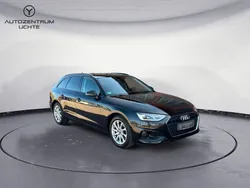 Schwarz Gebraucht 2022 Audi A4 Kombi | 25.999 € (Guter Preis)