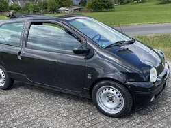 Schwarz Gebraucht 2003 Renault Twingo Kleinwagen | 1.100 €