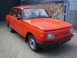 Rot Gebraucht 1987 Wartburg 353 Limousine | 13.600 €
