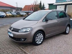 Braun Gebraucht 2012 VW Golf Plus Cross Style Van / Kleinbus | 11.499 € (Teuer)