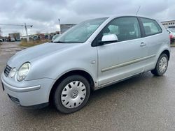 Silber Gebraucht 2004 VW Polo Cricket Limousine | 700 € (Superpreis)