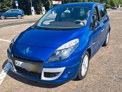 Blau Gebraucht 2011 Renault Scénic III Initiale Paris Van / Kleinbus | 3.899 € (Guter Preis)