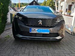 Grau Gebraucht 2021 Peugeot 3008 SUV | 22.000 € (Guter Preis)