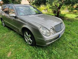 Silber Gebraucht 2005 Mercedes 280 Kombi | 2.500 €