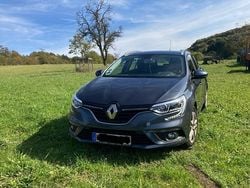 Silber Gebraucht 2017 Renault Mégane GrandTour Kombi | 9.400 € (Guter Preis)