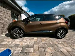 Braun Gebraucht 2015 Renault Captur Crossborder SUV | 13.650 € (Teuer)