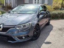 Grau Gebraucht 2017 Renault Mégane IV Business Limousine | 6.300 € (Fairer Preis)