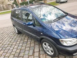 Blau Gebraucht 2000 Opel Zafira Van / Kleinbus | 3.100 €