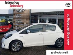 Weiss Gebraucht 2016 Toyota Yaris Hybrid Edition-S Kleinwagen | 11.990 € (Etwas zu teuer)