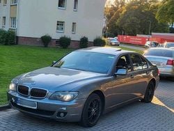 Silber Gebraucht 2007 BMW 730 Limousine | 4.500 €
