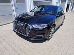 Mythosschwarz Gebraucht 2020 Audi A3 e-tron Sport Kleinwagen | 22.970 € (Fairer Preis)