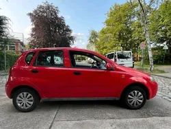 Rot Gebraucht 2005 Chevrolet Kalos Kleinwagen | 900 €