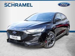 Schwarz Neu 2025 Ford Focus ST-Line X Limousine | 41.000 €