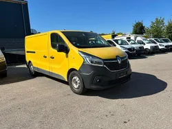 Gelb Gebraucht 2020 Renault Trafic Van | 12.490 €