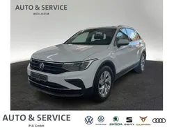 Weiß Gebraucht 2021 VW Tiguan Life SUV | 25.490 € (Fairer Preis)