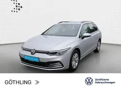 Reflexsilber metallic Gebraucht 2024 VW Golf VIII Life Kombi | 22.680 € (Fairer Preis)