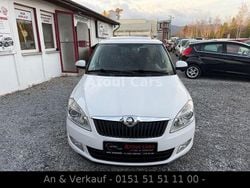 Weiß Gebraucht 2014 Skoda Fabia Fresh Limousine | 4.899 € (Fairer Preis)