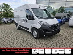 Weiss Gebraucht 2024 Opel Movano Van | 26.990 € (Fairer Preis)
