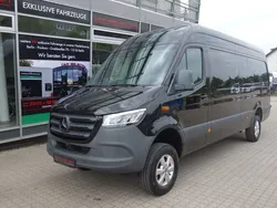 Tiefschwarz Gebraucht 2020 Mercedes Sprinter Van | 58.800 € (Teuer)