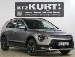 Grau Neu 2025 Kia Niro 3 SUV | 40.249 € (Etwas zu teuer)