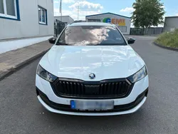 Weiß Gebraucht 2021 Skoda Octavia G-TEC Style Kombi | 19.800 € (Etwas zu teuer)