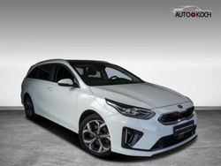 Deluxeweiss metallic (metallic) Gebraucht 2020 Kia Ceed Sportswagon Kombi | 27.690 €