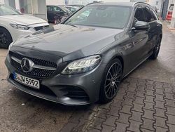 Grau Gebraucht 2019 Mercedes C220 AMG Kombi | 20.500 € (Fairer Preis)