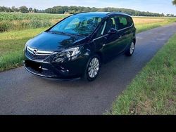 Schwarz Gebraucht 2012 Opel Zafira Tourer Van / Kleinbus | 6.500 € (Etwas zu teuer)