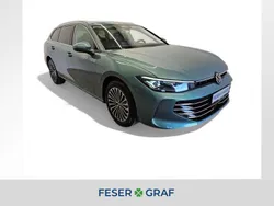 Grün Gebraucht 2025 VW Passat IQ Drive Limousine | 47.250 € (Teuer)