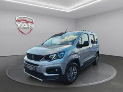 Grau Gebraucht 2023 Peugeot Rifter Allure Van / Kleinbus | 19.900 € (Guter Preis)